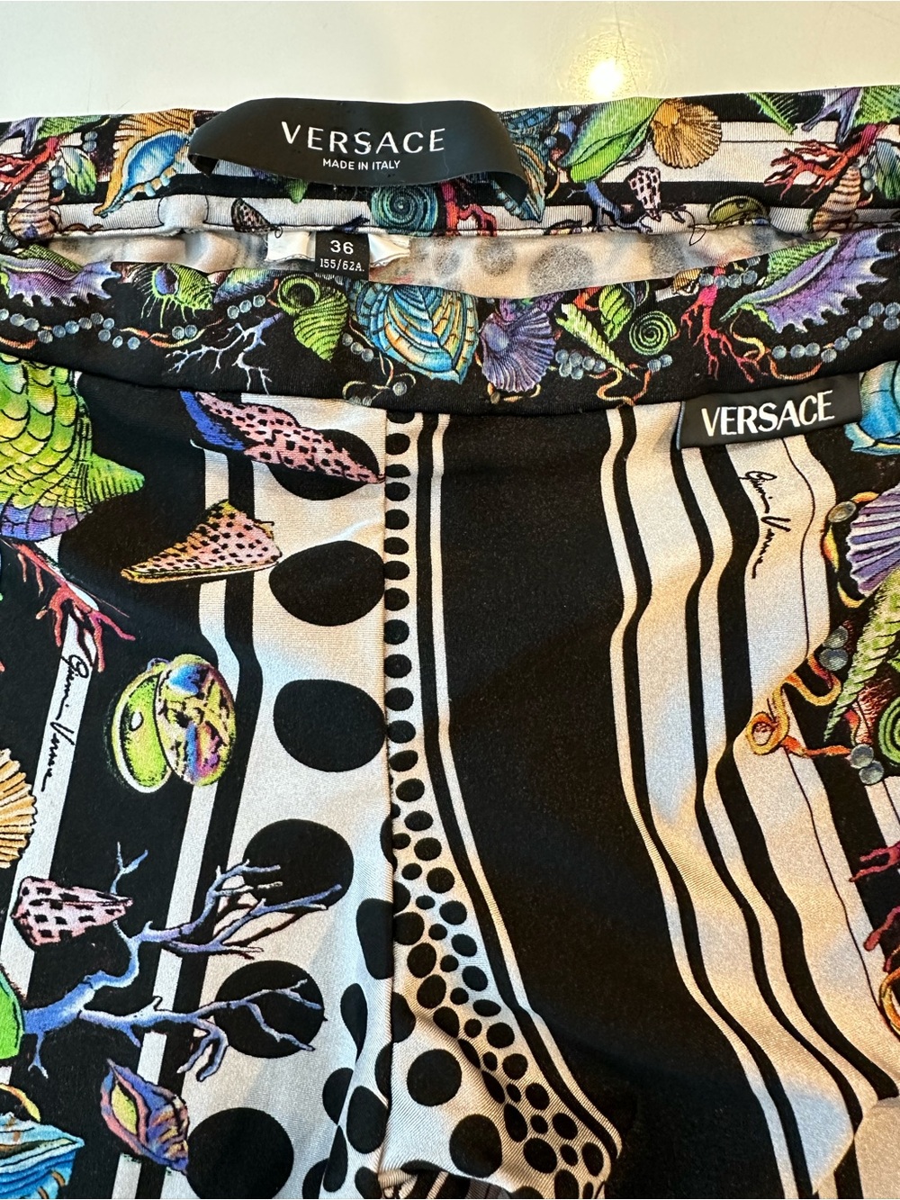 Versace Black White Green Baroque Sea-Print Trousers size 36 -XS / Small - Picture 4 of 5